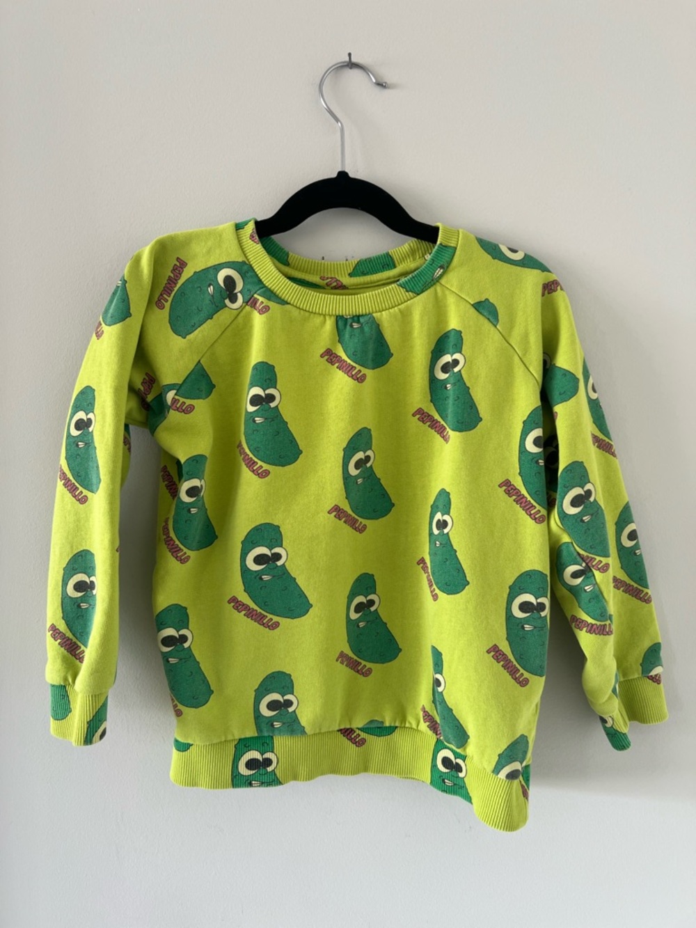 HUGO LOVES TIKI Kids Lime Green Graphic Pickle Sweatshirt